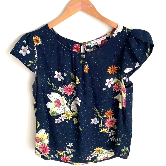 Crescent & Willough Floral flutter cap sleeve blouse, Size L - Picture 1 of 8